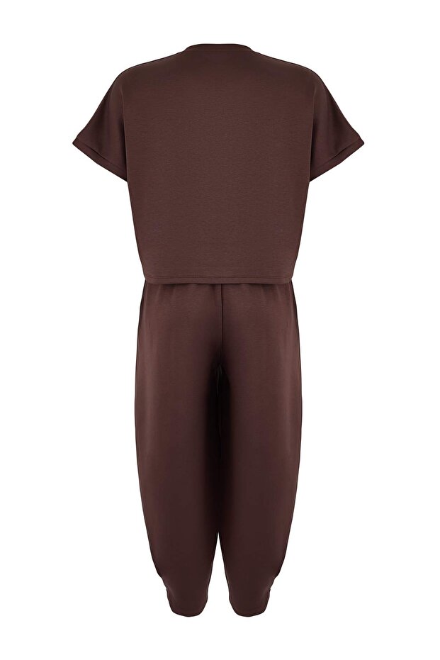 Kahverengi Oversize Dikiş Detaylı Dar Paça Soft Touch Örme Alt-Üst Takım TWOSS26AU00036 - 7