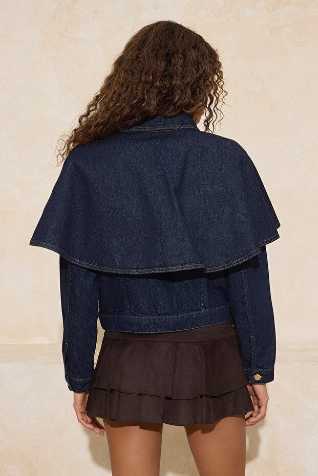 Özel Koleksiyon Koyu Mavi Çıkarılabilir Pelerinli Denim Panço Ceket TWOAW26CE00001 - 4