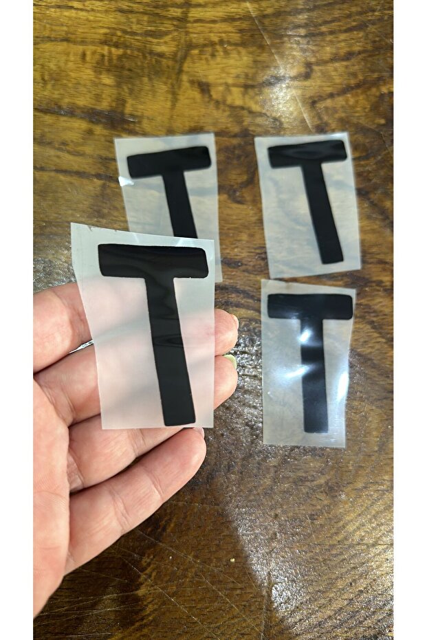 4 Pieces Iron-On Letter t Transfer Printing Embroidery 6X4 cm