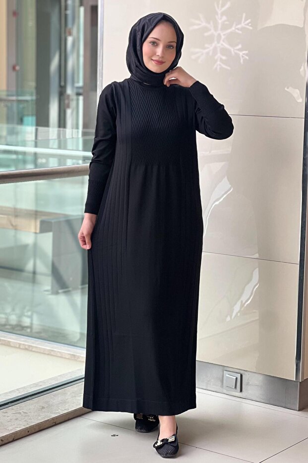 Zigzag Patterned Mercerized Dress - 1