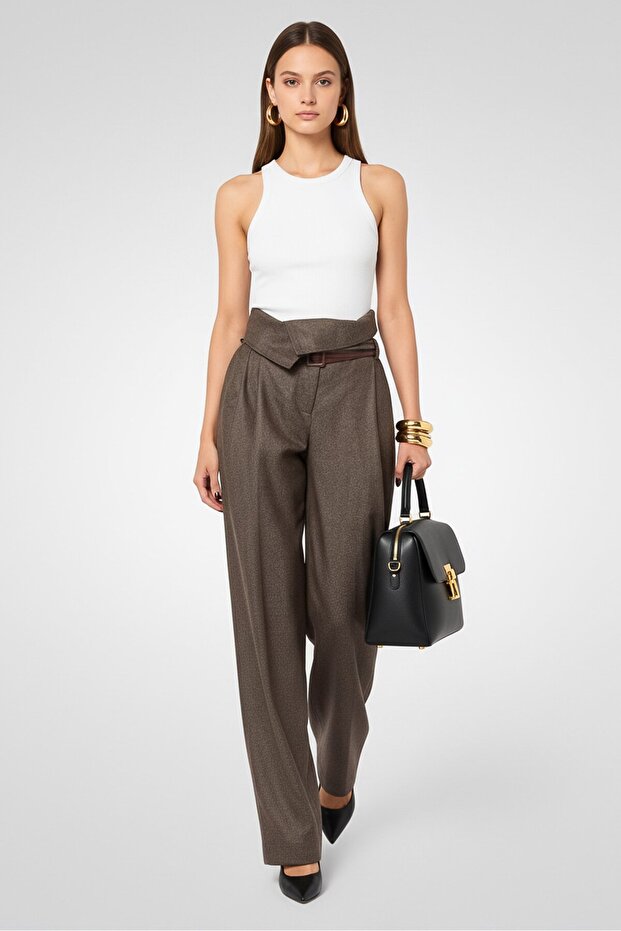 Women Regular Fit Solid Pants, Brown