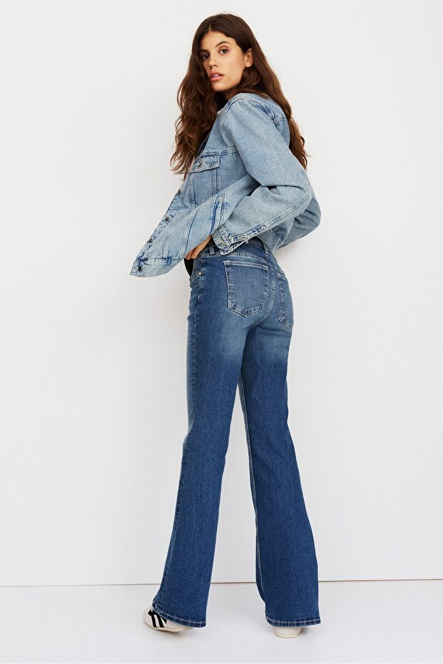 MAMA Flared Jeans - 3