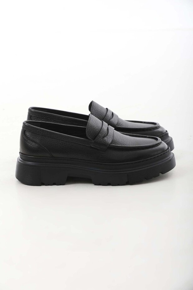 Aristo Model Genuine Floater Leather Casual Shoes
