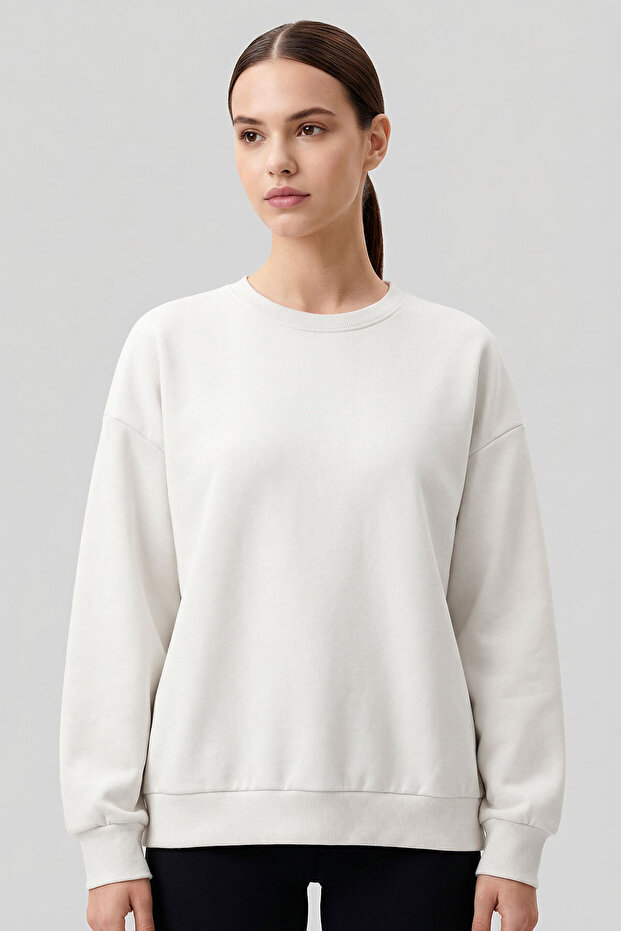 Ekru Basic O Yaka Oversize Kadın Sweatshirt - 97053 - 3