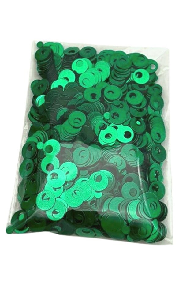 Green Color 1 cm Flakes 40 Gr