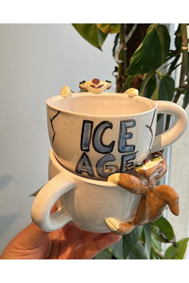 Buz Devri Sarkan Sid Figürlü Seramik Kupa - 1