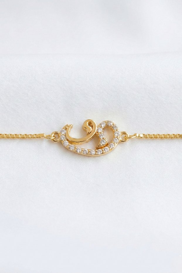 Vav Letter Zircon Stone Gold Color Women's Bracelet-S Size-
