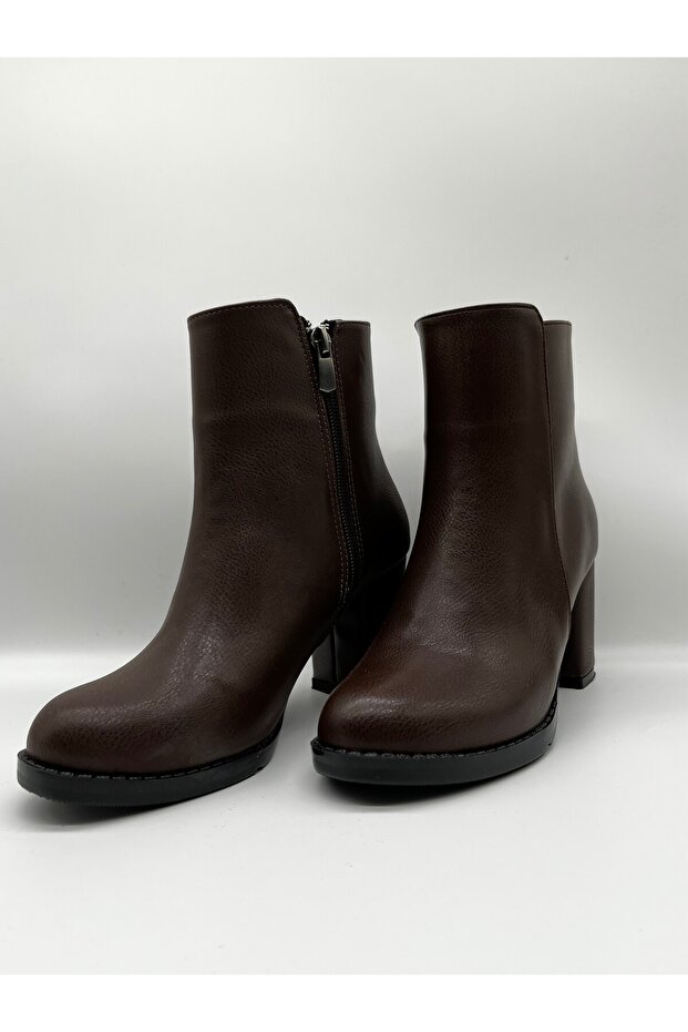 topuklu kadın bot - 4
