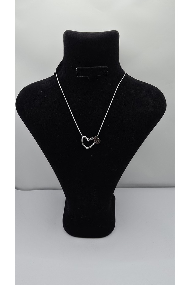 Stainless Steel Silver Color Heart Detailed Letter Necklace – Letter S