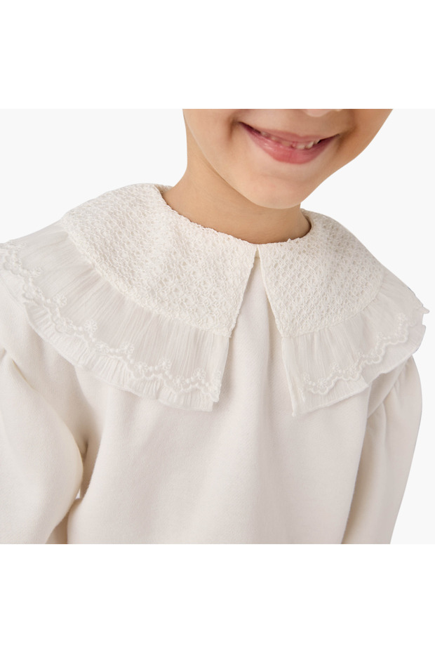 طقم مكون من بلوزة بياقة سادة وشورت واسع - 6