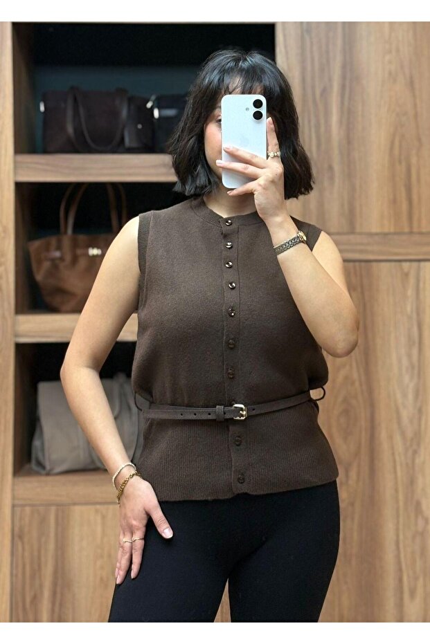 سترة أساسية من التريكو ذات حزام رفيع - 3