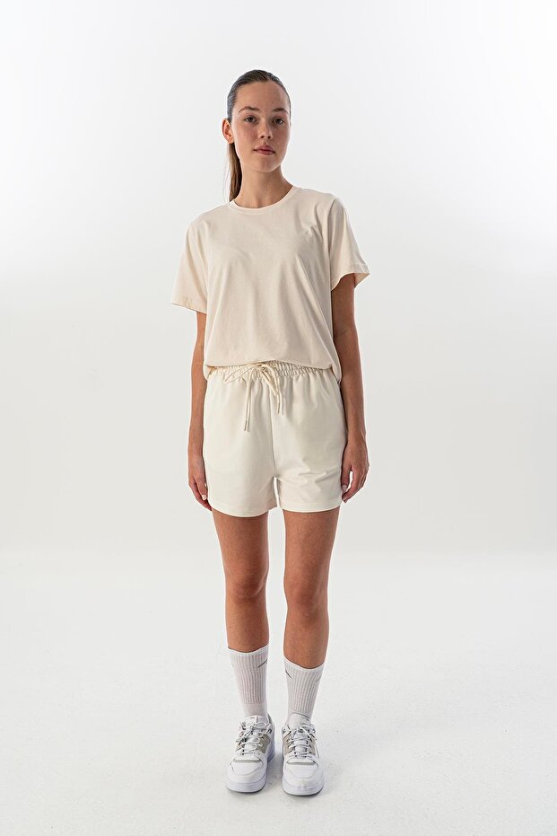 Comfort Women's Flat Leg Light Cream Shorts