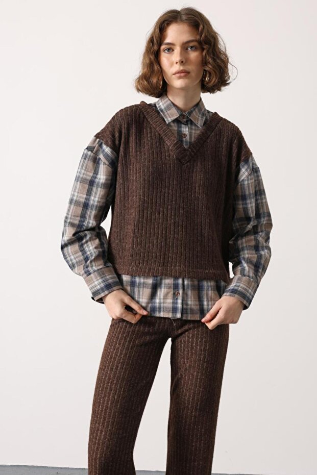 GÖMLEK DETAYLI TAKIM - 2