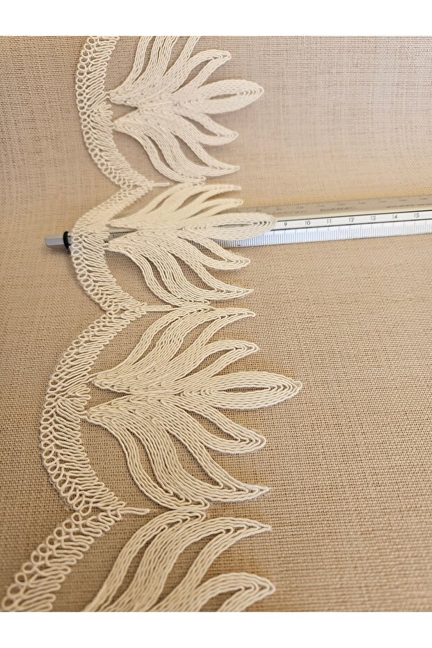 French Lace Guipure 11 Mt. 1 Top