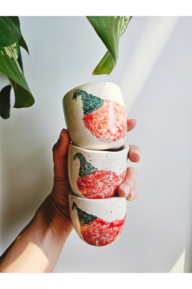 كوب قهوة تركي مزخرف بنقش الفلفل من إل أويمي