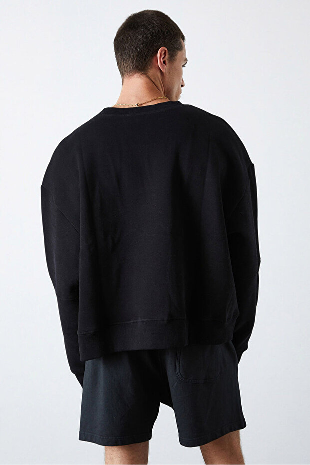 Basic Oversize Sweatshirt - 5