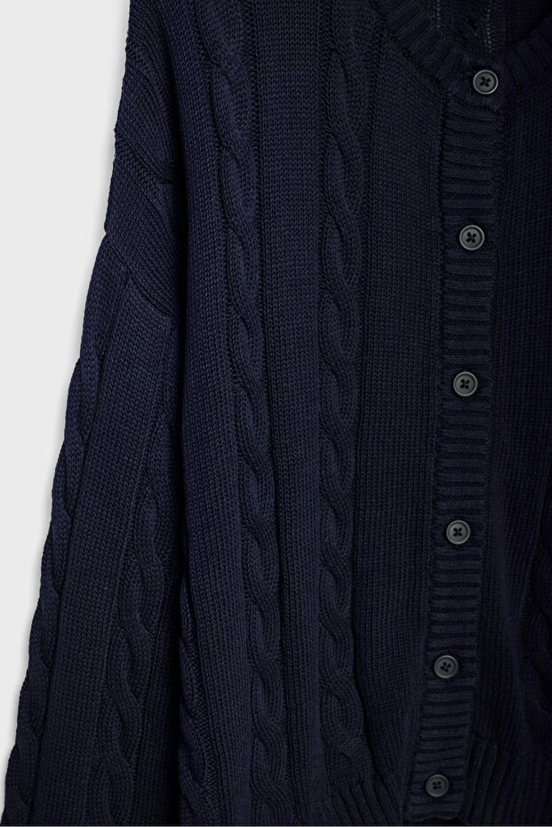 Düğmeli örgü triko hırka - 8