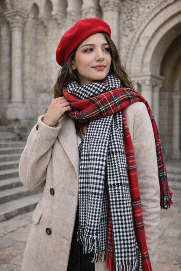 Painter's Hat & Shawl Set (2 Items) - 1