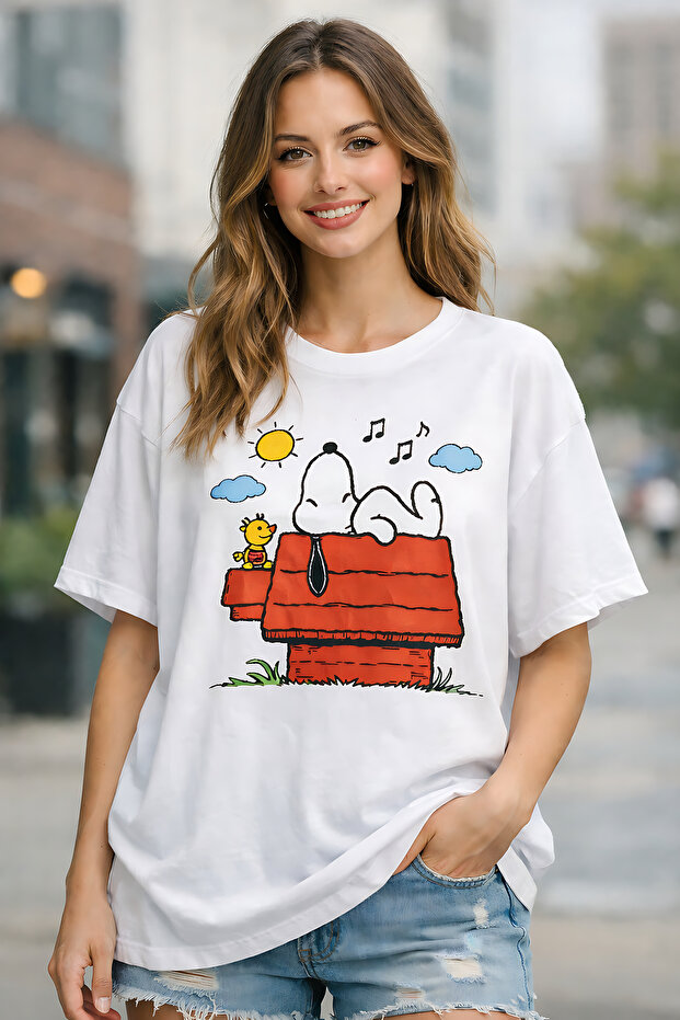 Snoopy Printed Unisex Oversized T-Shirt