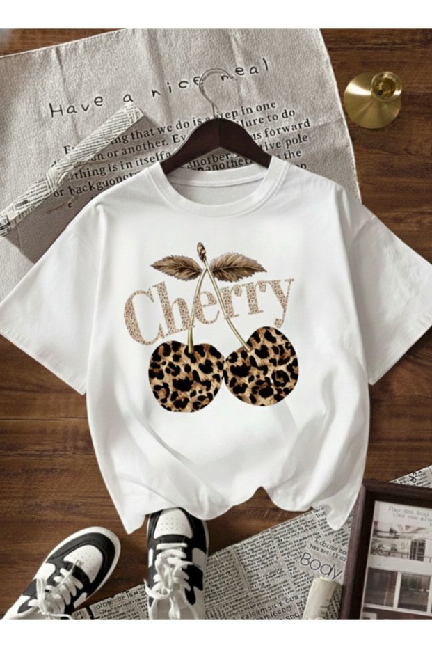 Unisex Leopard Cherry Design Basic Crew Neck Regular T-Shirt