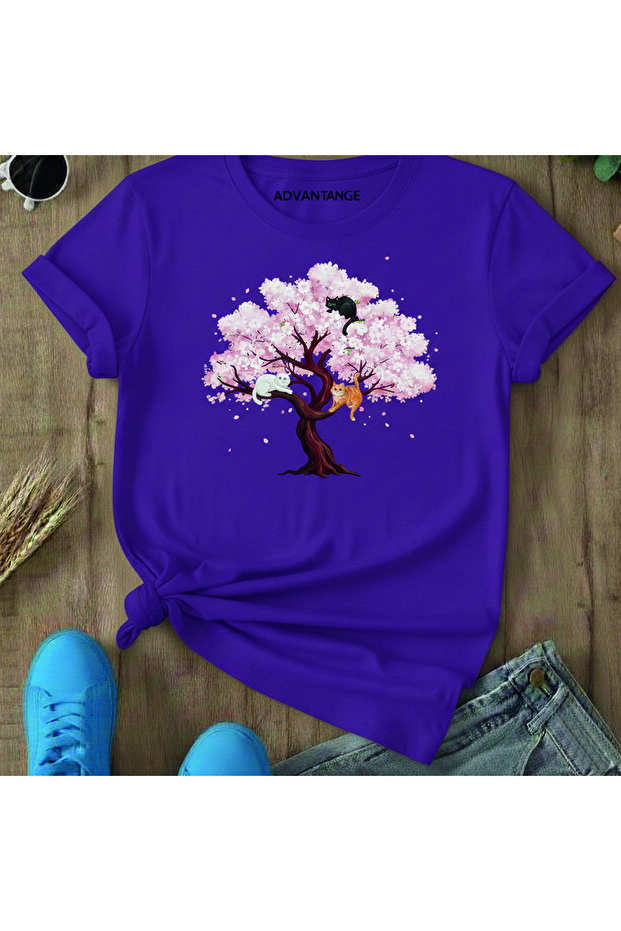 Carlota Women's Oversized T-Shirt with Cat and Sakura Tree Design