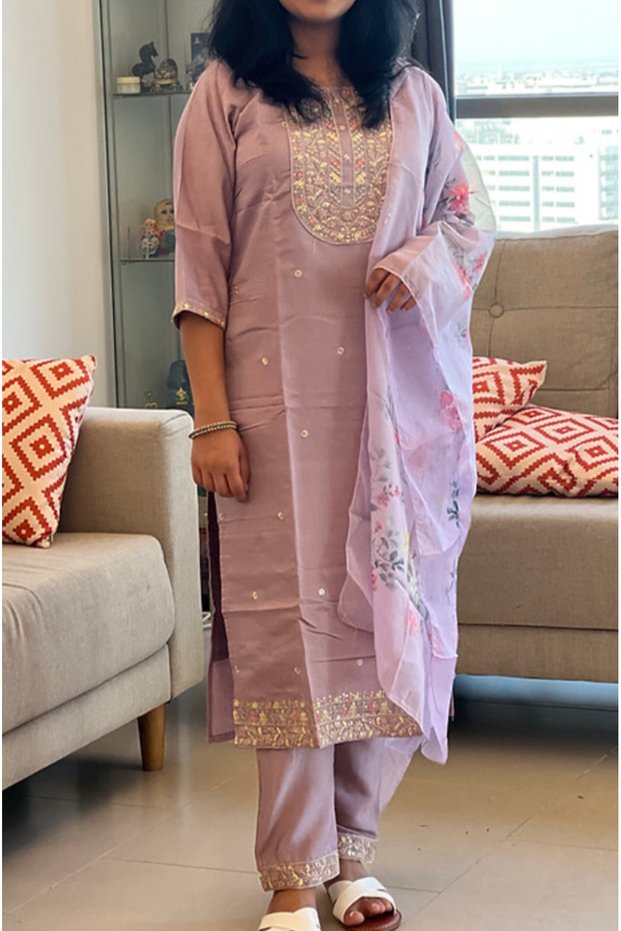 Premium lavender roman silk 3pc kurti set / salwar suit with floral embroideries for women