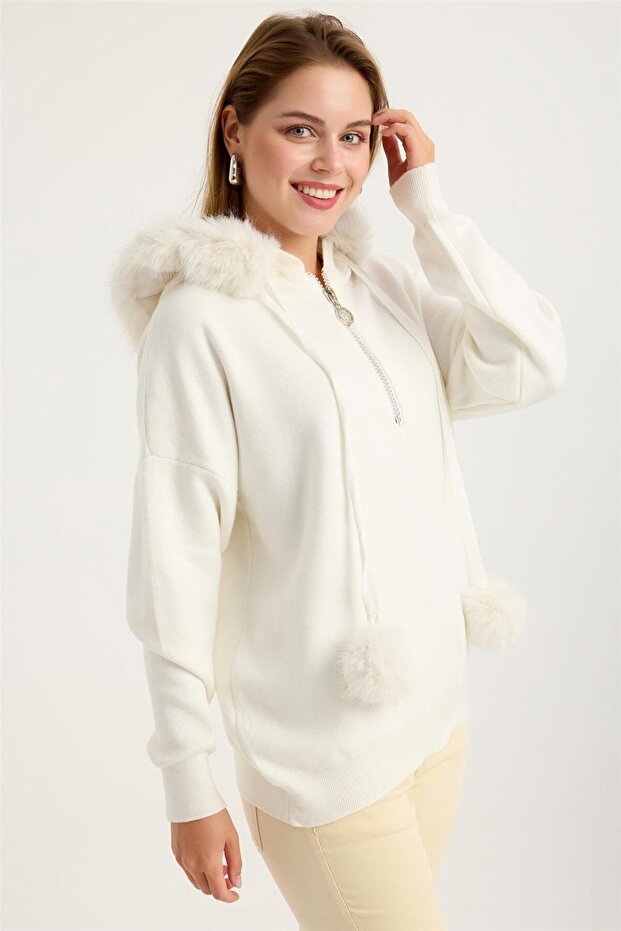 Peluş Yakalı Triko - 3