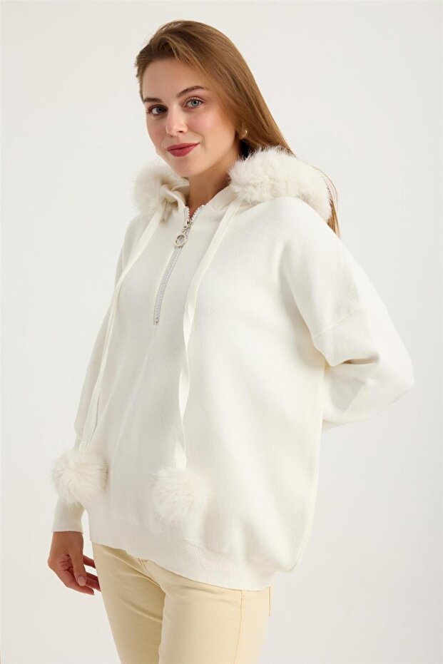 Peluş Yakalı Triko - 2