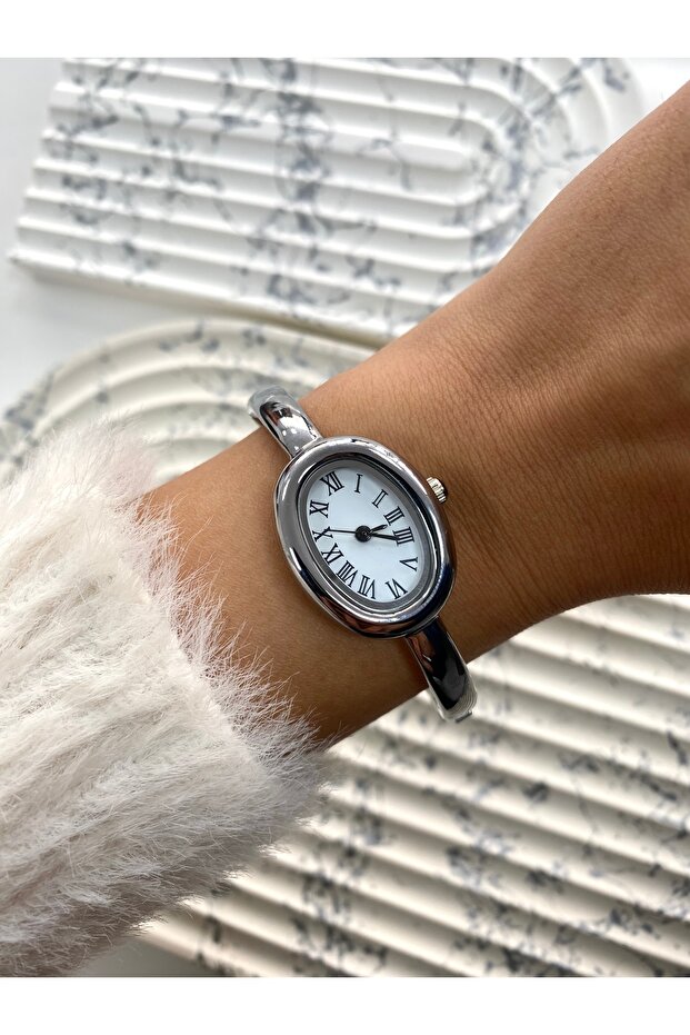 Grace Kelepçe Model Women's Wristwatch