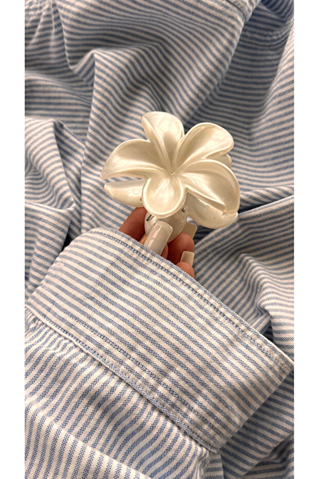 Pearlescent White Flower Hair Clip - Plumeria Hawaiian Style Hair Accessory
