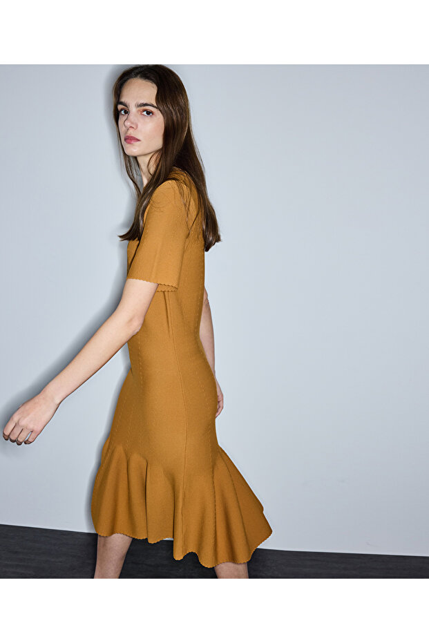 Volanlı triko elbise - 2