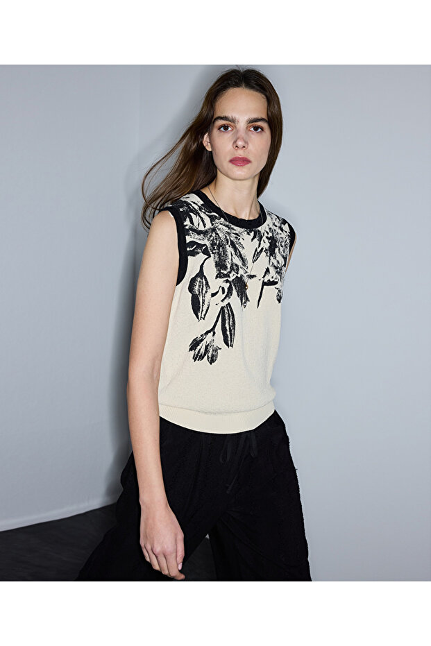 Çiçek baskılı triko - 1