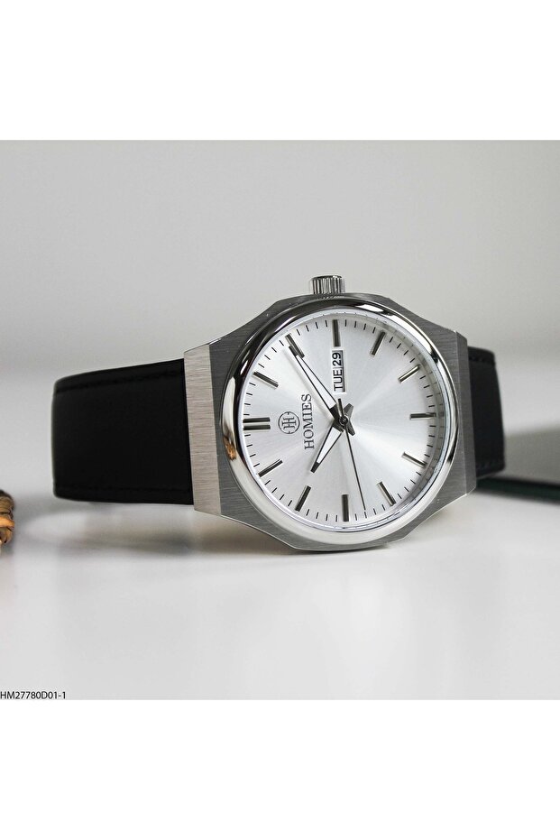 Hm27780D01-1 Leather Band Men's Wristwatch