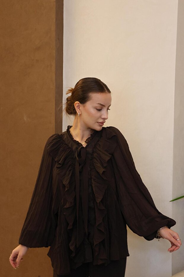 Fırfır Detaylı Siyah Gömlek - 6