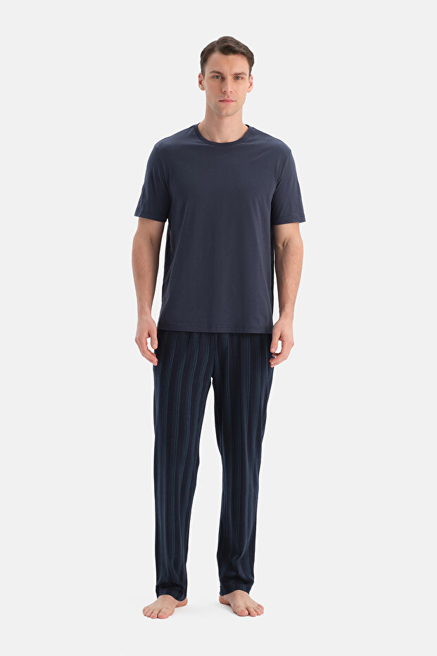 بنطلون أساسي من القطن الممشط مخطط باللون الأزرق الداكن - 4