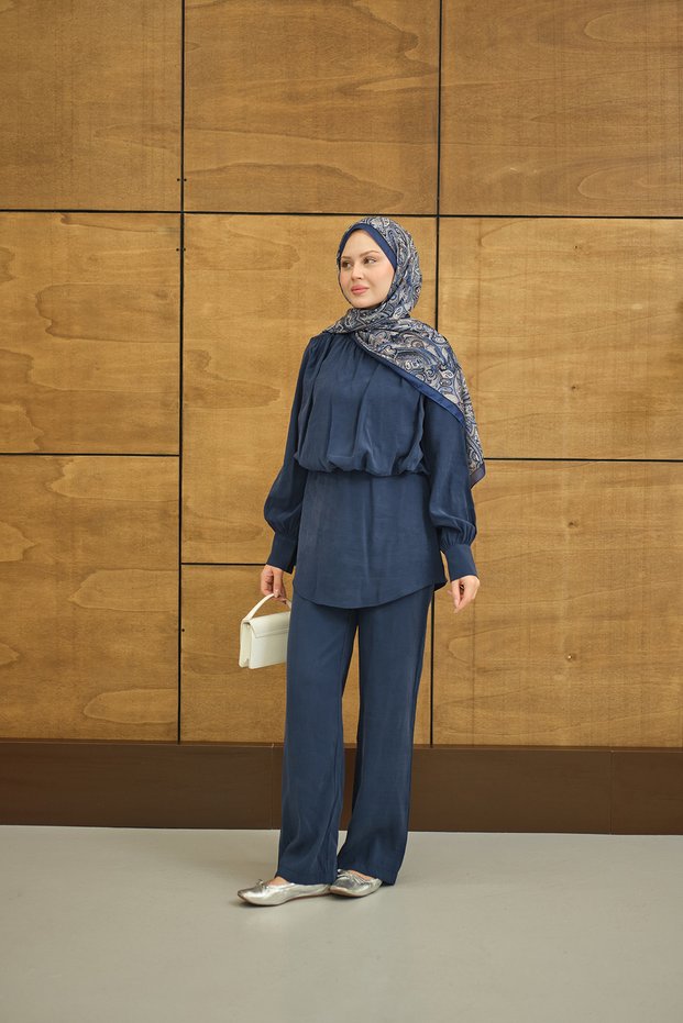 Women's Judge Collar Balloon Waist Flared Slimfit Tencele Suit Navy Blue