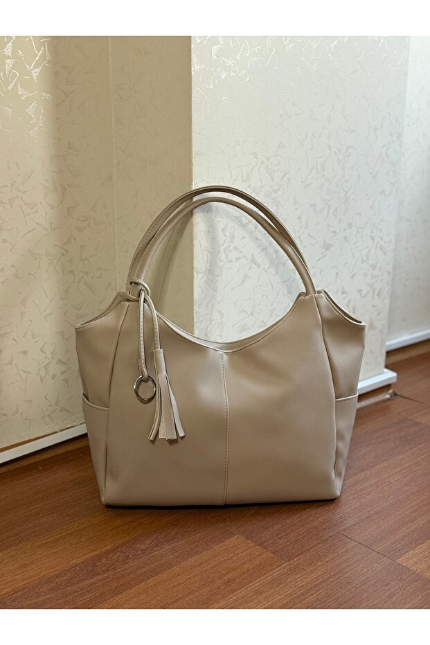 Large Size Casual Women's Shoulder Bag with Ring and Tassel Detail