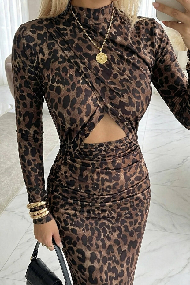 Gögüs Pencere Dekolteli Leopar Basic Midi Elbise - 3