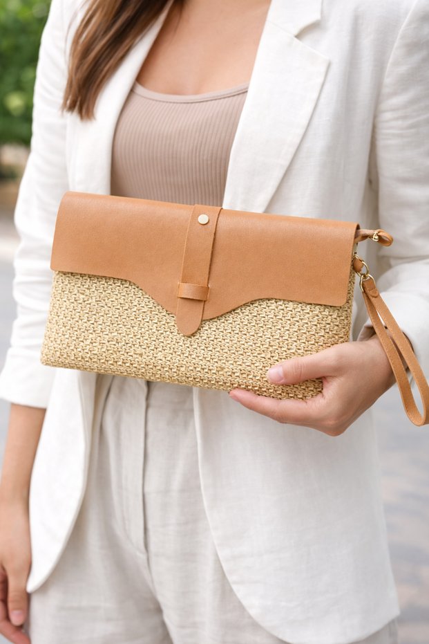 Straw & Black Leather Detailed Women's Handbag (Clutch Model)