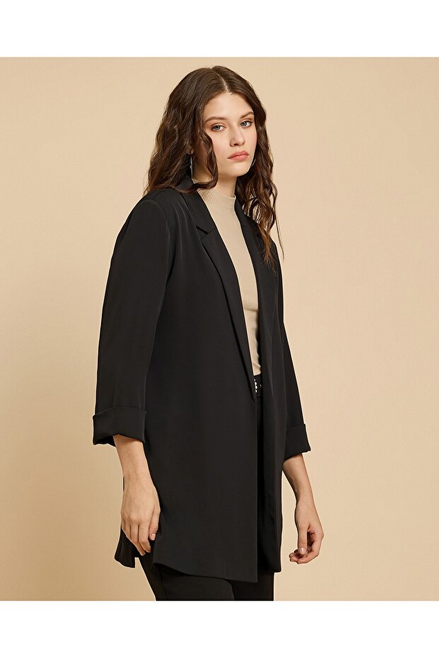 جاكيت سادة بياقة مدببة وأكمام ثلاثة أرباع - 3