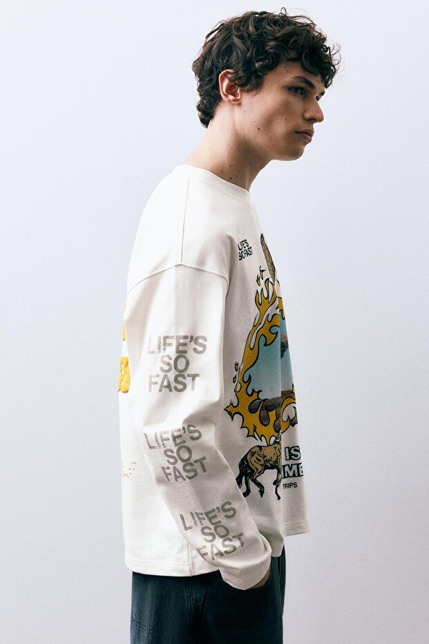 Uzun kollu grafik baskılı tişört - 5