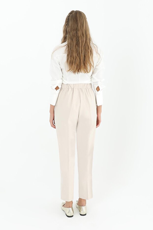 Pantaloni din material textil în formă de morcov pentru femei - 18118PNT - 4