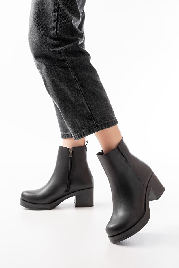 Zri̇n-3057 Premium Black Elastic Zippered Thick Heeled Casual Women's Boots