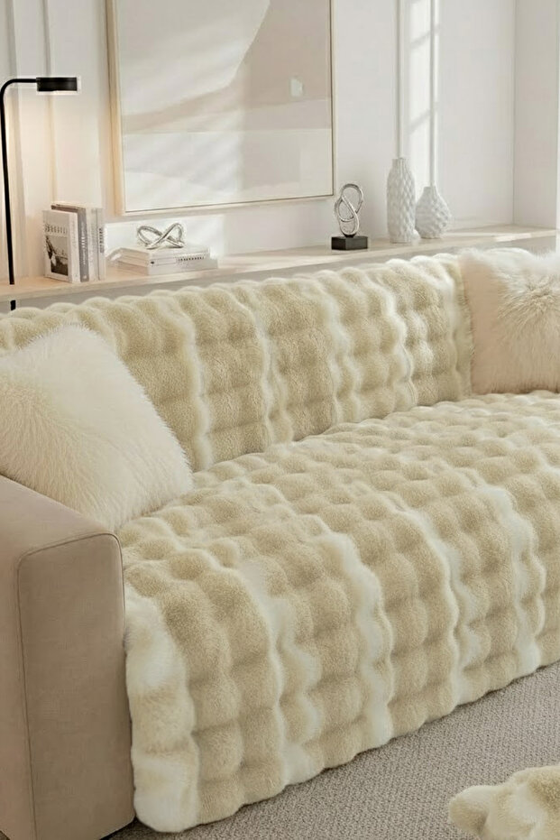 Luxury Fur Sofa Cover 170X215 cm Soft Plush Non-Slip Base Sofa Cover Beige Cream