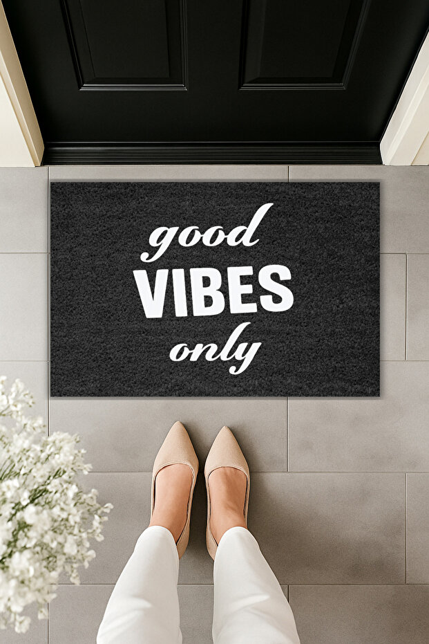 طباعة رقمية حديثة - GOOD VIBES ONLY - سجادة أمام الباب