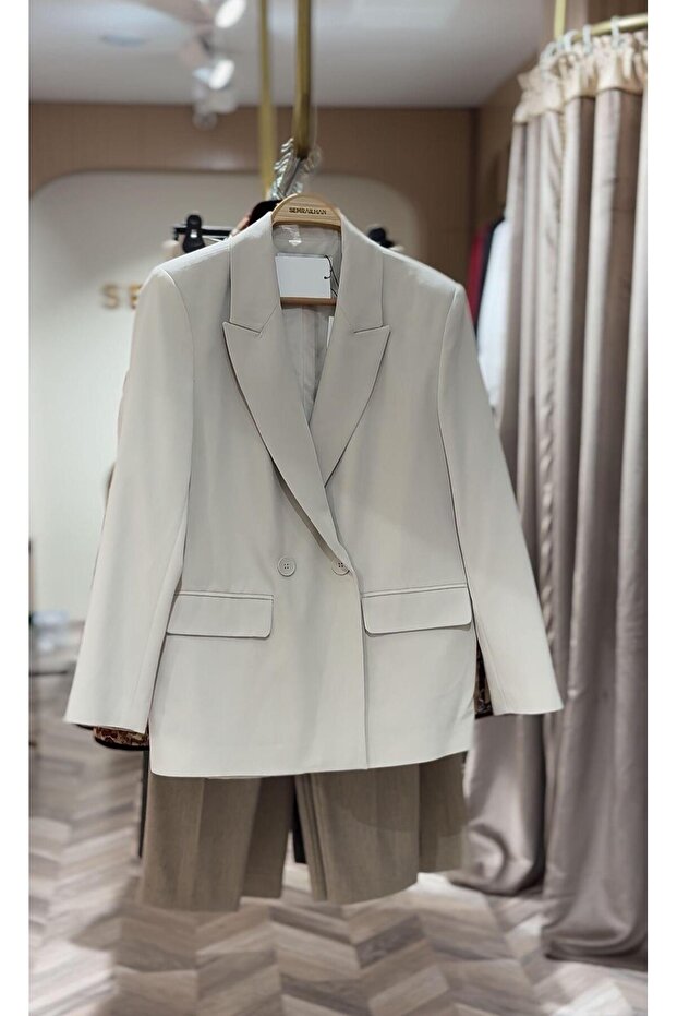 سترة بليزر بلون الحجر الفاتح - 1