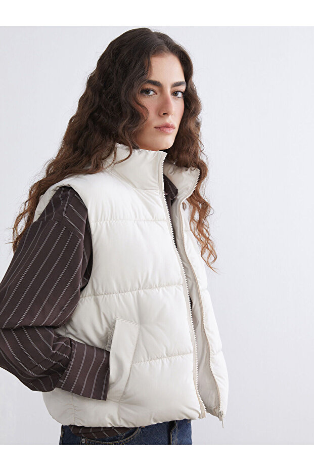 Beige Stand Collar Women's Puffer Vest (S6)