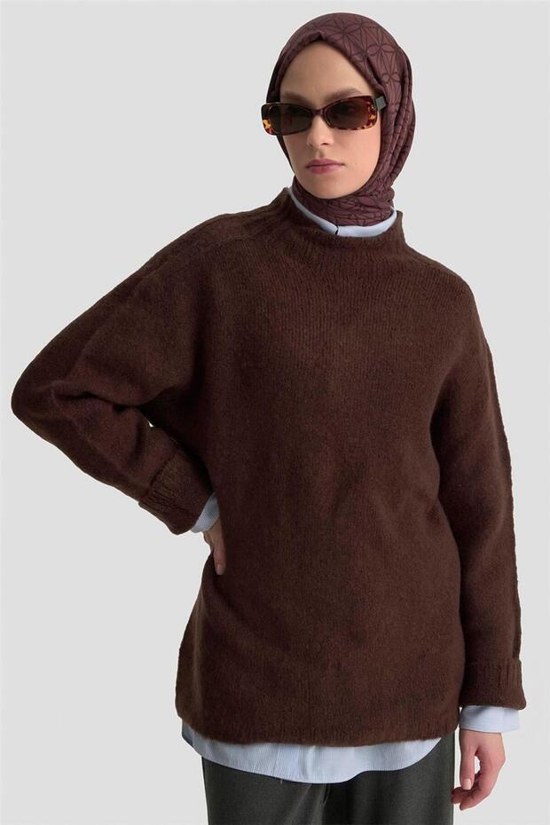 ملابس تريكو مسطحة 25KD6001 بني
