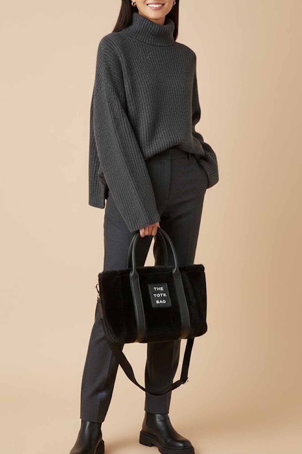 Plush Detailed Women's Hand and Shoulder Bag - (Height 33 X Width 22 X Depth 12 cm)