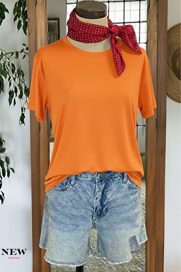 SOLID UNISEX T-SHIRT